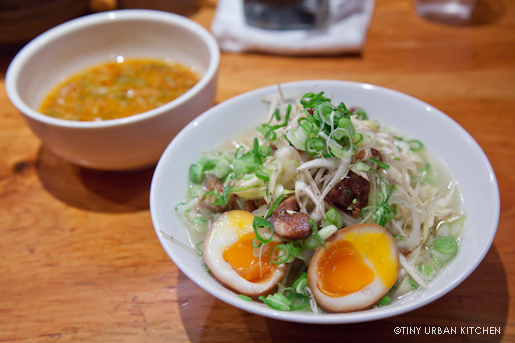 ramen with scallion and eggs