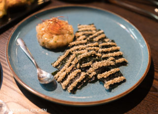 Scallop Tartare (Hokkaido scallops, yuzu vinegar, nori crisps)