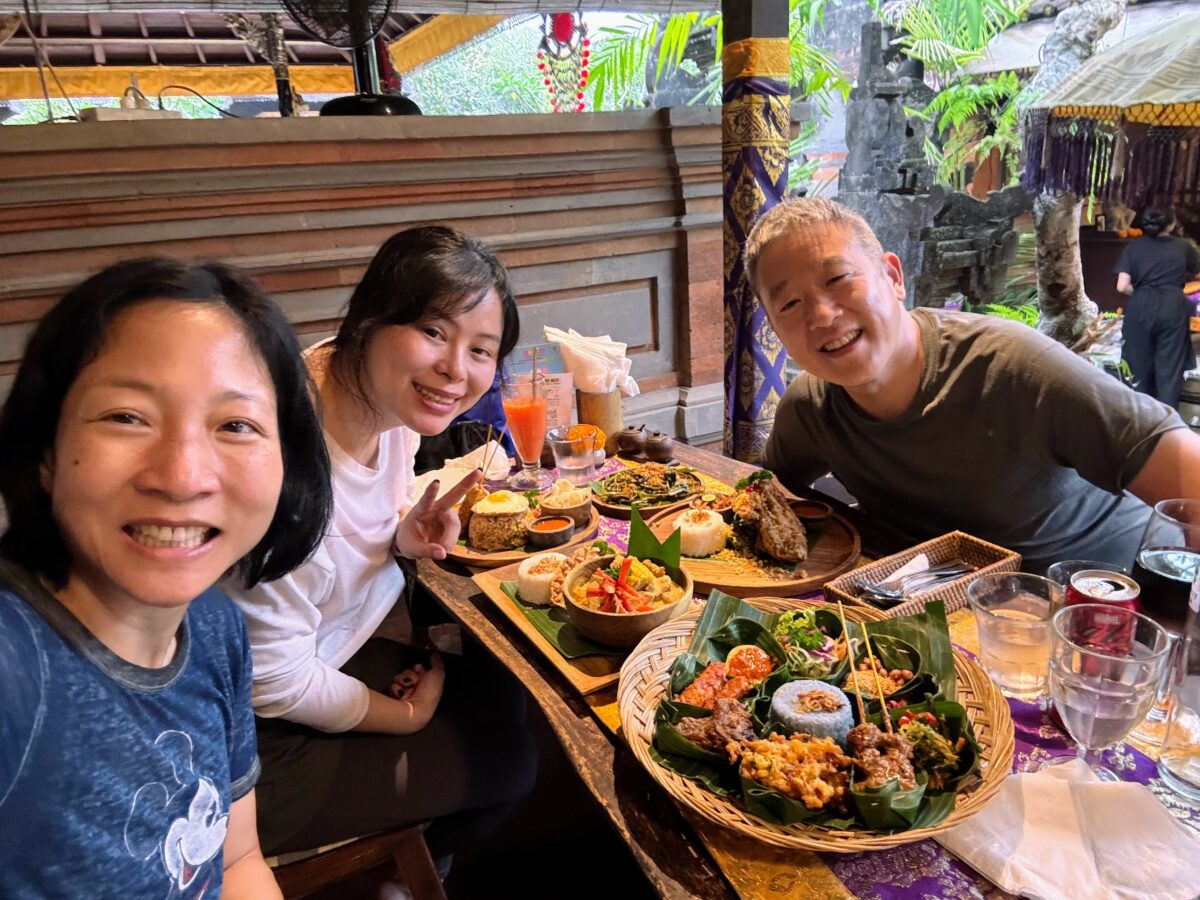 Bali Bryan Jen Vikki - Tiny Urban Kitchen