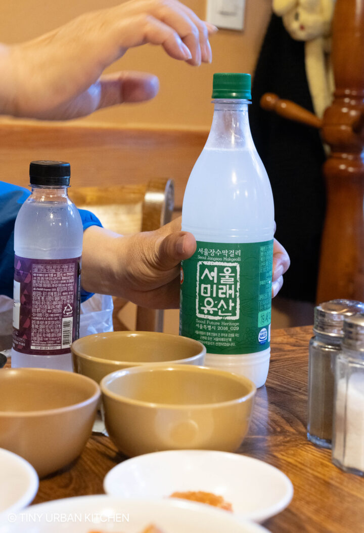 Tosokchon Samgyetang (土俗村蔘雞湯)