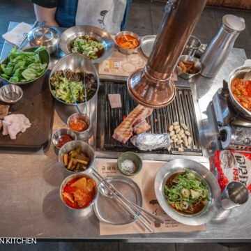 Geumdwaeji Sikdang Golden Pig Seoul Korea