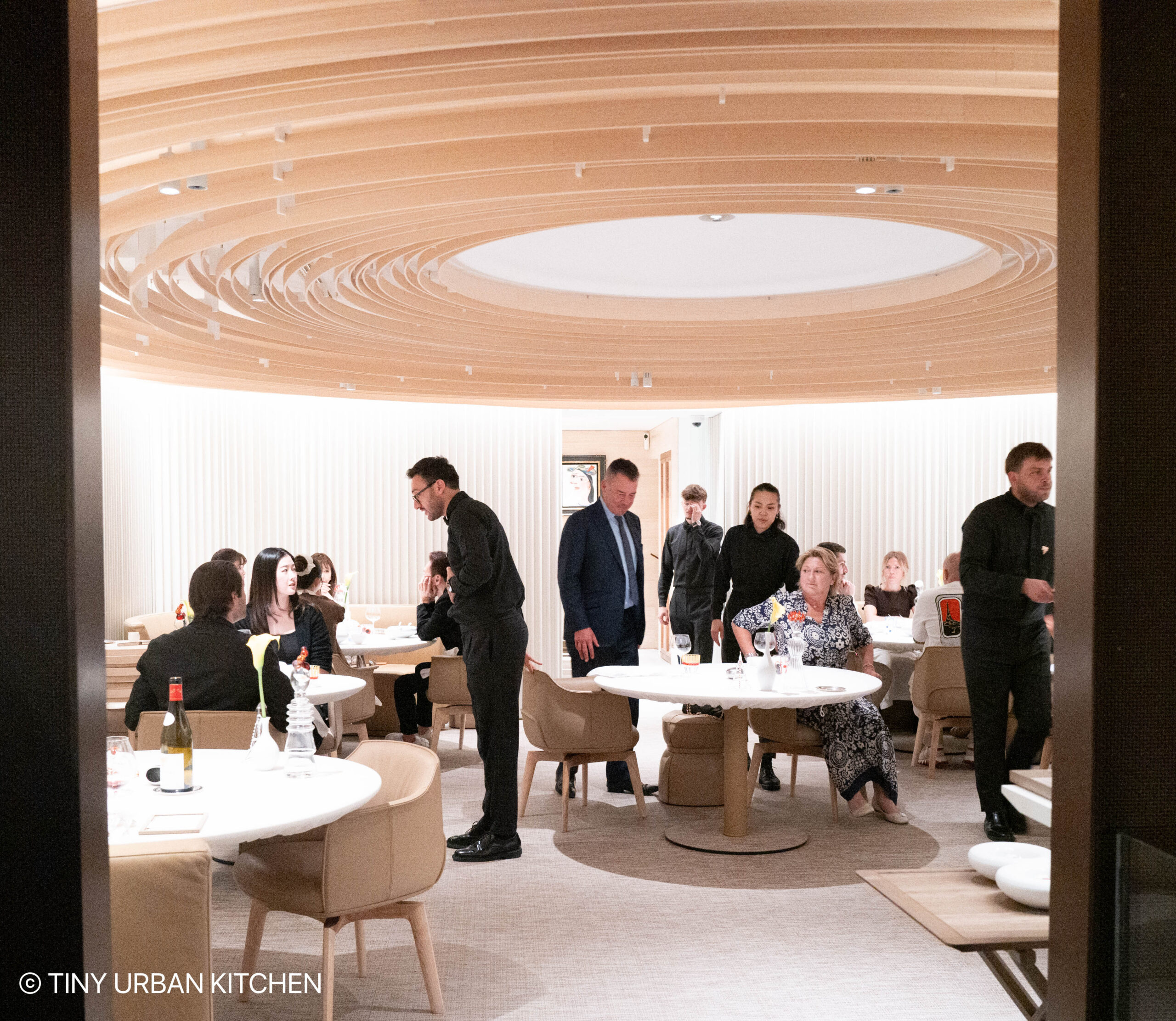 Blanc Restaurant Paris