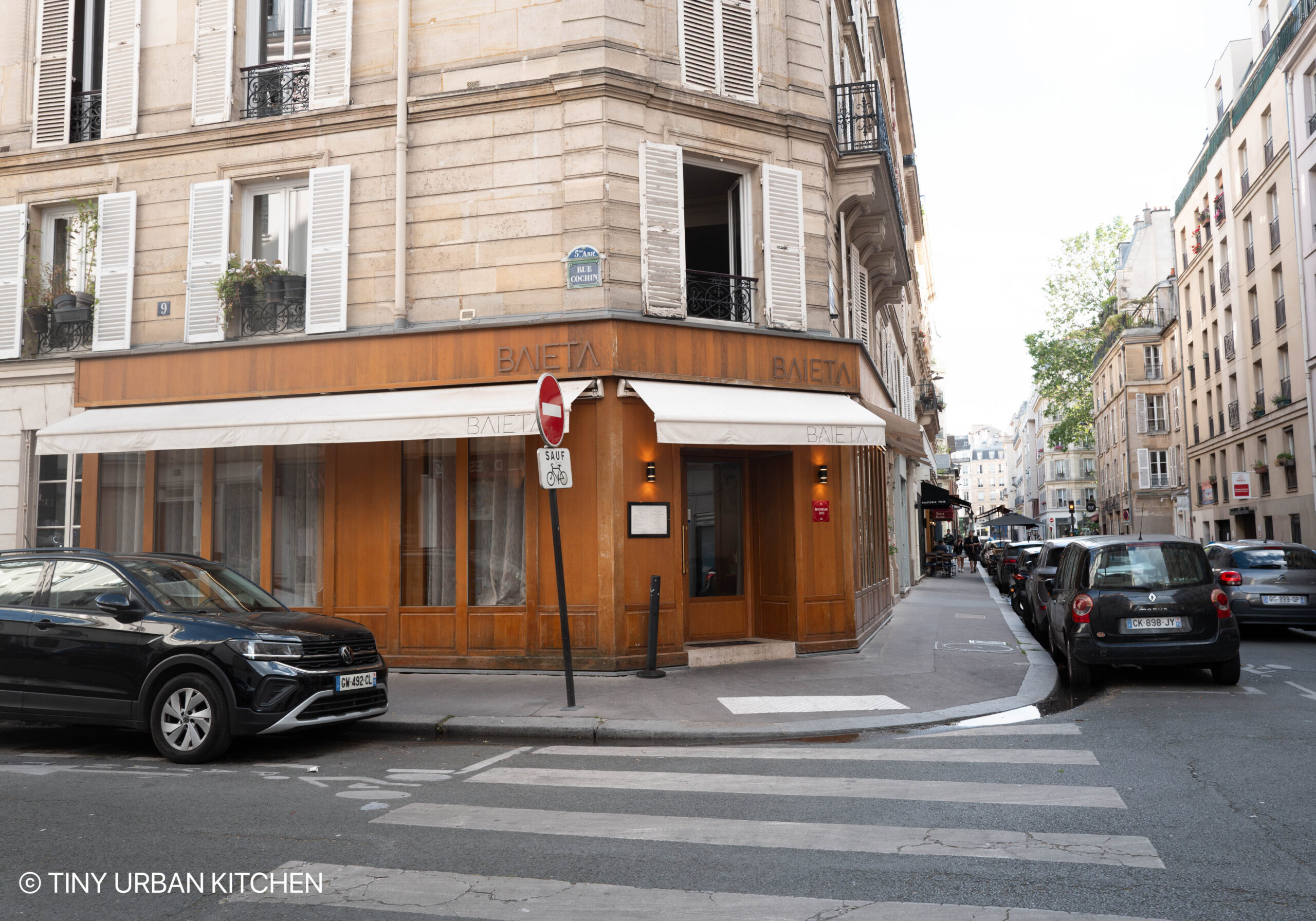 Baieta Paris